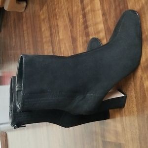 NY&C Black Faux  Suede Ankle Booties - 6M